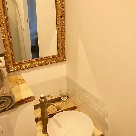 Le Clos De La Gravette Apartment *